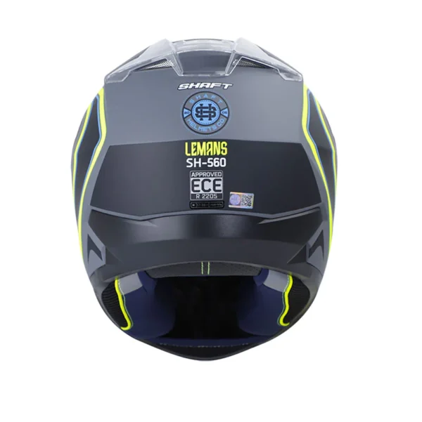 CASCO INTEGRAL SHAFT SH-560 LEMANS🔥 El casco SH-560 de la marca Shaft es un casco integral que combina seguridad y comodidad para los motociclistas. Detalles: Carcasa de ABS: Fabricada con termoplástico de alta resistencia, proporciona una protección sólida en caso de impacto. Tecnología SAT: El interior del casco está equipado con la tecnología de absorción de impactos para una protección efectiva durante la conducción. Tapizado de lujo: Fabricado en tela 100% de poliéster con propiedades antibacterianas, ofrece una mayor comodidad y ajuste para el usuario. Cubre barbilla de tela: Ayuda a impedir el ingreso de viento al interior del casco, proporcionando una experiencia de conducción más cómoda. Visor de policarbonato: Con protección UV y resistente a rayaduras, ofrece una visión clara y protegida durante la conducción. Sistema de ventilación superior Airbooster Technology: El aire se extrae de las tomas de aire frontales y es conducido de forma forzada hacia las zonas más críticas del casco, proporcionando una ventilación óptima y evitando la dispersión del aire. Sistema de broche micrométrico ajustable: Asegura un cierre seguro y un ajuste personalizado para cada usuario. Tamaños de coraza: Disponible en dos tamaños de coraza para adaptarse mejor a diferentes tamaños de cabeza. Compatible con Pinlock 30: Permite la integración del Pinlock 30 (no incluido) para mantener una visión clara en condiciones de humedad. Certificaciones de seguridad: Cumple con la norma europea ECE-R 2205 y decreto Supremo N° 231, de 2000 del Ministerio de Transportes y Telecomunicaciones de Chile. Este casco integral de la marca Shaft cumple con los más altos estándares de seguridad y comodidad, siendo una opción confiable para los motociclistas en sus viajes. Cuenta con: Funda protectora