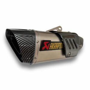 ESCAPE TIPO AKRAPOVIC CON PROTECTOR Y PUNTA DE IMITACIÓN CARBONO 🔥 ¿Para que sirve un escape de moto? Un escape deportivo sirve para que otros conductores puedan notar nuestra presencia en la carretera gracias al sonido perceptible que produce. Además, algunos escapes tienen un diseño deportivo que le da un aspecto más atractivo a la motocicleta. Especificaciones: Largo: 45cm Entrada: 51mm con reductor hasta 35mm Cuenta con: - Pernos y resortes de fijación. - Acople reductor. - DB-Killer (reductor de decibelios)