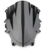 CÚPULA DOBLE BURBUJA O PARABRISAS PARA YAMAHA R3A🔥 Descripción: Optimiza la aerodinámica y mejora el estilo de tu Yamaha R3A con esta cúpula doble burbuja. Diseñada para ofrecer mayor protección contra el viento y aumentar la estabilidad a altas velocidades, esta cúpula es el complemento perfecto para darle un toque deportivo a tu motocicleta. Disponible en: Ahumada Negra Cromada Tornasol Transforma la experiencia de conducción de tu Yamaha R3A con este parabrisas que combina funcionalidad y estilo.