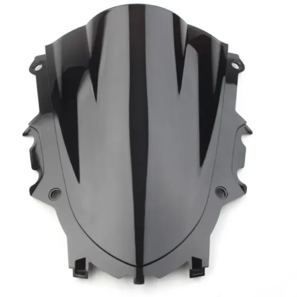 CÚPULA DOBLE BURBUJA O PARABRISAS PARA YAMAHA R3A🔥 Descripción: Optimiza la aerodinámica y mejora el estilo de tu Yamaha R3A con esta cúpula doble burbuja. Diseñada para ofrecer mayor protección contra el viento y aumentar la estabilidad a altas velocidades, esta cúpula es el complemento perfecto para darle un toque deportivo a tu motocicleta. Disponible en: Ahumada Negra Cromada Tornasol Transforma la experiencia de conducción de tu Yamaha R3A con este parabrisas que combina funcionalidad y estilo.