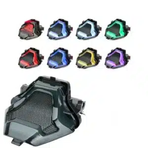 FOCO INTEGRADO LED RGB YAMAHA R3, R3A, y MT-03, MT-07 Estos foco ahumados presentan 108 luces LED, cuentan con señales de dirección secuencial. Su diseño futurista y deportivo complementa la estética de la motocicleta, ofreciendo una apariencia atractiva. Además, el parpadeo secuencial mejora la visibilidad y atrae más atención en comparación con las luces de dirección convencionales. Eficiencia y Durabilidad Estos LEDs son altamente eficientes, bajo calor, bajo consumo de energía y sin estructura de filamento, lo que resulta en un ahorro energético superior a los productos de iluminación tradicionales. Son impermeables, duraderos y tienen un rendimiento elevado a bajas temperaturas. Características Material: 108 perlas de lámpara SMD de alto brillo y carcasa de plástico ABS de alta resistencia. Tipo de fuente de luz: LED Voltaje de entrada: 12V Color de la carcasa: Negro Color de las lentes: Ahumado Grado de impermeabilidad: IPX5 (presunto, para mayor coherencia con la durabilidad e impermeabilidad) Compatibilidad Compatible con: Yamaha R3 Yamaha R3A Yamaha MT-03 Yamaha MT-07 (2013 – 2017) Conexiones Cable negro: Conectado al polo negativo Cable rojo: Conectado a las luces de conducción Cable verde: Conectado a la luz de freno (intermitente continuo) Cable azul: Conectado a la señal de giro izquierda Cable azul: Conectado a la señal de giro derecha