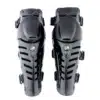 Rodilleras ProBiker Articuladas 🔥 Las rodilleras ProBiker articuladas ofrecen protección y movilidad ideales para motociclistas. Con su diseño robusto y broches de conexión rápida, son perfectas para una colocación sencilla y segura. Detalles: Set de 2 rodilleras marca ProBiker. Material de PVC ultra resistente para mayor durabilidad. Broches de conexión rápida que facilitan el uso. Diseño articulado para mejorar la libertad de movimiento. Protección eficaz para rodillas en situaciones de impacto. Un producto de gran calidad que asegura protección confiable en cada recorrido.