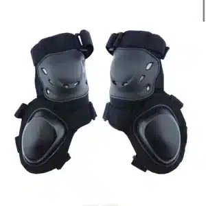 Rodillera con Sliders 🔥 Esta rodillera con sliders de alta calidad ofrece una protección superior para motociclistas que disfrutan de la conducción deportiva. Su diseño cuenta con tres correas ajustables para un ajuste personalizado y seguro, así como sliders removibles, proporcionando versatilidad en el uso. Características: Sliders removibles para mayor durabilidad. Velcro de alta adherencia para una sujeción firme. Interior acolchado para mayor comodidad. Tres correas ajustables para un ajuste personalizado y seguro. Diseñadas para brindar máxima protección ante caídas e impactos, estas rodilleras son ideales para los conductores deportivos que buscan seguridad sin sacrificar confort.