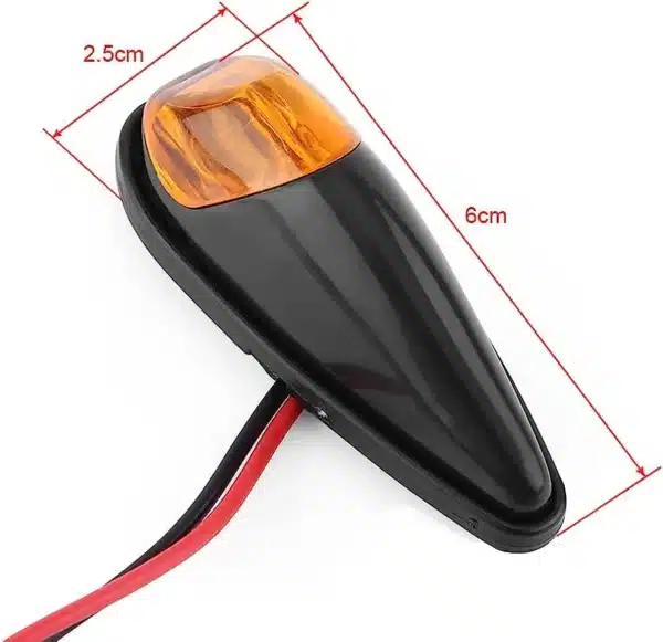 Intermitentes para carenado🔥 Estos intermitentes LED para carenado están diseñados para ofrecer visibilidad mejorada y un estilo moderno en tu moto. Funcionan a 12V y cuentan con un diseño compacto y aerodinámico que se adapta fácilmente a la mayoría de motocicletas deportivas. Fabricados con materiales duraderos, son resistentes al agua y ofrecen una larga vida útil. Características: Voltaje: 12V Diseño compacto y aerodinámico Resistencia al agua Fácil instalación en carenados Estos intermitentes son la opción ideal para quienes buscan mejorar tanto la seguridad como el estilo de su motocicleta.