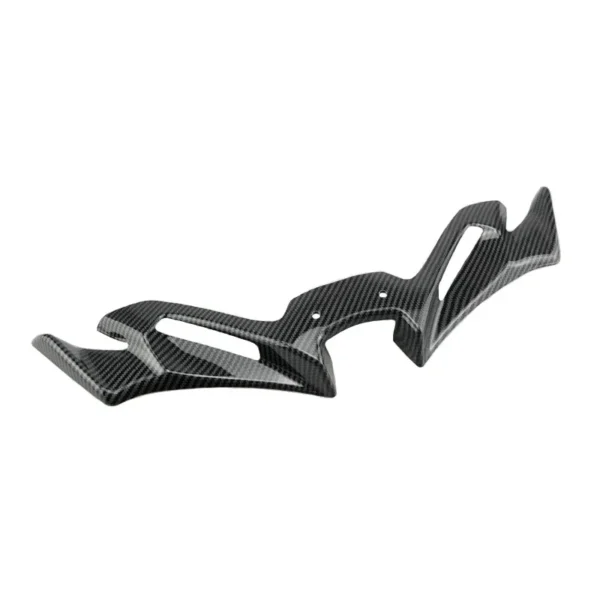 ALERÓN FRONTAL O WINGLET PARA YAMAHA R3 A🔥 Diseñado para realzar el estilo aerodinámico de tu Yamaha R3 A, este alerón frontal o winglet ofrece un aspecto más deportivo y agresivo. Su diseño se adapta perfectamente a las líneas de la moto, añadiendo un toque único y personalizado. Compatibilidad: Yamaha R3 A y más. (Se pueden adaptar a otros modelos). Este alerón es ideal para quienes buscan darle un toque distintivo a su motocicleta, destacando su estilo y personalidad.