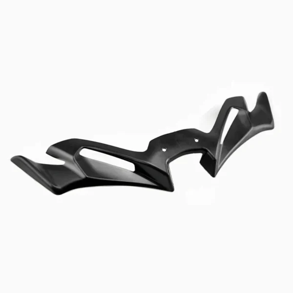 ALERÓN FRONTAL O WINGLET PARA YAMAHA R3 A🔥 Diseñado para realzar el estilo aerodinámico de tu Yamaha R3 A, este alerón frontal o winglet ofrece un aspecto más deportivo y agresivo. Su diseño se adapta perfectamente a las líneas de la moto, añadiendo un toque único y personalizado. Compatibilidad: Yamaha R3 A y más. (Se pueden adaptar a otros modelos). Este alerón es ideal para quienes buscan darle un toque distintivo a su motocicleta, destacando su estilo y personalidad.