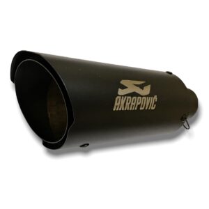 ESCAPE TIPO AKRAPOVIC CORTO COLOR NEGRO🔥 ¿Para qué sirve un escape de moto? Un escape deportivo sirve para que otros conductores puedan notar nuestra presencia en la carretera gracias al sonido perceptible que produce. Además, algunos escapes tienen un diseño deportivo que le da un aspecto más atractivo a la motocicleta. Especificaciones Largo: 25cm Entrada: 51mm con reductor hasta 35mm Cuenta con Pernos y resortes de fijación Abrazadera Acople reductor