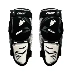 Rodilleras Thor 🔥 Este set de 2 rodilleras de la marca Thor es la opción ideal para quienes buscan protección y seguridad en deportes extremos o situaciones de riesgo. Están fabricadas con tela de alta resistencia y cuentan con una protección de PVC para una excelente absorción de impactos. Detalles: Materiales resistentes: tela de alta durabilidad y protección de PVC. Ajuste cómodo: sistema elástico de velcro para adaptarse a diferentes tamaños de pierna. Diseño pensado para una máxima protección y confort. Con las rodilleras Thor, estarás listo para enfrentar cualquier desafío con confianza.