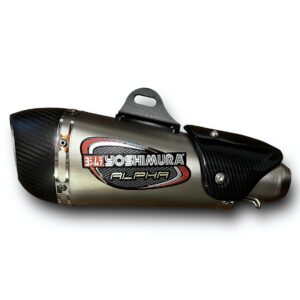 TUBO DE ESCAPE AAA YOSHIMURA ALPHA T PUNTA DE FIBRA DE CARBONO REAL🔥 ¿Para qué sirve un escape de moto? Un escape deportivo sirve para que otros conductores puedan notar nuestra presencia en la carretera gracias al sonido perceptible que produce. Además, algunos escapes tienen un diseño deportivo que le da un aspecto más atractivo a la motocicleta. Especificaciones Largo: 34,5cm Entrada: 51mm con reductor hasta 35mm Cuenta con Pernos y resortes de fijación Acople reductor DB-Killer (Reductor de sonido desmontable)