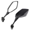 Espejos Cortos para Carenado  Mejora la estética y seguridad de tu moto con estos espejos cortos para carenado, diseñados para un estilo deportivo. Detalles: Material Duradero: Hechos de plástico ABS de alta resistencia, garantizando durabilidad y resistencia al uso diario. Cristales Convexos: Proporcionan una mayor claridad y un campo de visión más amplio, aumentando la seguridad al conducir. Ajustables a 360 Grados: Ofrecen flexibilidad para ajustar el ángulo de visión según tus necesidades. Fácil Instalación: Incluyen bases, gomas de bases y tornillos, listos para instalar en tu moto sin complicaciones. Estos espejos combinan estilo y funcionalidad, siendo una excelente opción para personalizar y mejorar tu experiencia de conducción.