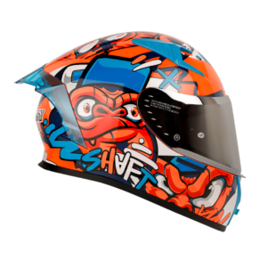 CASCO PARA MOTO SHAFT SH-526SP EVO MONKEY GANG + MICA TRANSPARENTE DE REGALO El casco SH-526SP Evo de la marca Shaft es un casco integral diseñado para ofrecer seguridad y comodidad a los motociclistas en cada viaje. Detalles: Carcasa de ABS: Fabricada con termoplástico de alta resistencia, proporciona una protección sólida en caso de impacto. Tecnología SAT: El interior del casco está equipado con la tecnología de absorción de impactos para una protección efectiva durante la conducción. Tapizado de lujo personalizado: Fabricado en tela 100% de poliéster con propiedades antibacterianas, ofrece una comodidad y ajuste excepcionales para el usuario. Cubre barbilla de tela: Ayuda a impedir el ingreso de viento al interior del casco, proporcionando una experiencia de conducción más cómoda. Visor de policarbonato: Con protección UV y resistente a rayaduras, ofrece una visión clara y protegida durante la conducción. Ventilaciones frontales y superiores regulables: Permiten una circulación de aire personalizada para mantener la cabeza fresca y seca en todo momento. Salidas posteriores fijas: Permiten la evacuación eficiente del aire al interior del casco, proporcionando una ventilación óptima. Sistema de broche micrométrico ajustable: Asegura un cierre seguro y un ajuste personalizado para cada usuario. Preparado para intercomunicador: Listo para integrar un sistema de intercomunicador para una experiencia de conducción conectada. Compatible con Pinlock 30: Permite la integración del Pinlock 30 (no incluido) para mantener una visión clara en condiciones de humedad. Certificaciones de seguridad: Cumple con la norma europea ECE-R 2206 y decreto Supremo N° 231, de 2000 de Ministerio de Transportes y Telecomunicaciones de Chile. Incluye: Visor transparente y visor de color. Alerón trasero. Kit de repuestos para el sistema de fijación del visor. Funda protectora. El casco SH-526SP Evo de Shaft es una excelente opción, ofreciendo una experiencia completa y segura para los motociclistas.