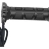 PUÑOS CALEFACTABLES PARA MOTO Explora nuestros puños calefaccionados, la solución ideal para mantener tus manos abrigadas durante los días fríos. Diseñados para brindar confort y funcionalidad, son perfectos para quienes no dejan de rodar en invierno. Características: • Compatibles con manillares de 22 mm (7/8 pulgadas) • 4 niveles de temperatura regulables • Switch de encendido/apagado incorporado • Instalación directa a la batería de la moto Con estos puños calefaccionados, podrás disfrutar de cada ruta con mayor comodidad, sin importar las condiciones climáticas.