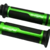 PUÑOS GROWPAL / BARRACUDA PARA MANILLAR DE MOTO Dale un nuevo look y mejor agarre a tu moto con estos puños Growpal o Barracuda, diseñados para brindar estilo, durabilidad y comodidad en cada trayecto. Ideales para quienes buscan una mejora estética sin perder funcionalidad. Características: • Fabricados en aluminio resistente y goma antideslizante • Compatibles con manillares de 22 mm (7/8 pulgadas) • Incluyen 4 adaptadores para distintos sistemas de piola • El puño derecho viene con carril para acelerador Disponibles en colores: Rojo, Plateado, Azul, Verde, Dorado y Negro. Con estos puños no solo mejorarás el control y confort al conducir, sino que además tu moto lucirá con un toque más deportivo y personalizado.