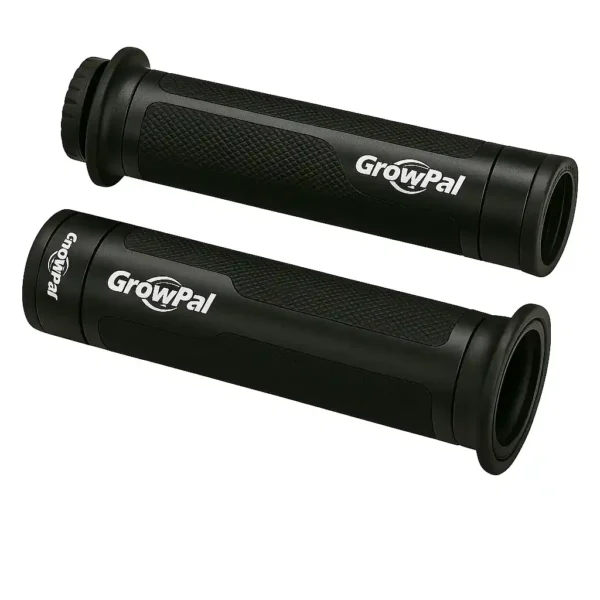 PUÑOS GROWPAL / BARRACUDA PARA MANILLAR DE MOTO Dale un nuevo look y mejor agarre a tu moto con estos puños Growpal o Barracuda, diseñados para brindar estilo, durabilidad y comodidad en cada trayecto. Ideales para quienes buscan una mejora estética sin perder funcionalidad. Características: • Fabricados en aluminio resistente y goma antideslizante • Compatibles con manillares de 22 mm (7/8 pulgadas) • Incluyen 4 adaptadores para distintos sistemas de piola • El puño derecho viene con carril para acelerador Disponibles en colores: Rojo, Plateado, Azul, Verde, Dorado y Negro. Con estos puños no solo mejorarás el control y confort al conducir, sino que además tu moto lucirá con un toque más deportivo y personalizado.